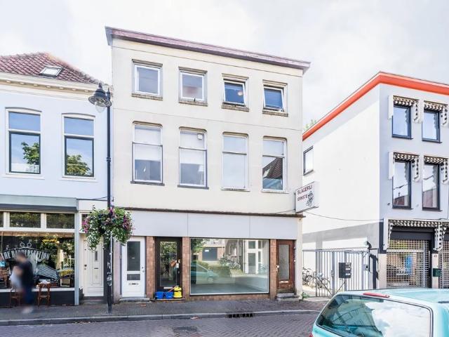 3 bedrooms Appartement Surface Area: 105m2