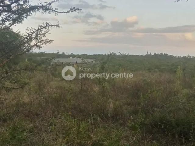 For Sale: 3 Bedrooms Bungalow, Highway In Tezo Area. Malindi Town, Kilifi | 3 Beds, 2 Baths Ref: 18886 Kenya Property Centre KPC