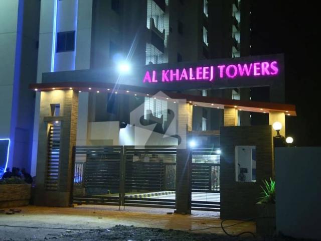 3 bedrooms beautiful apartment for rent in Al Khaleej Towers