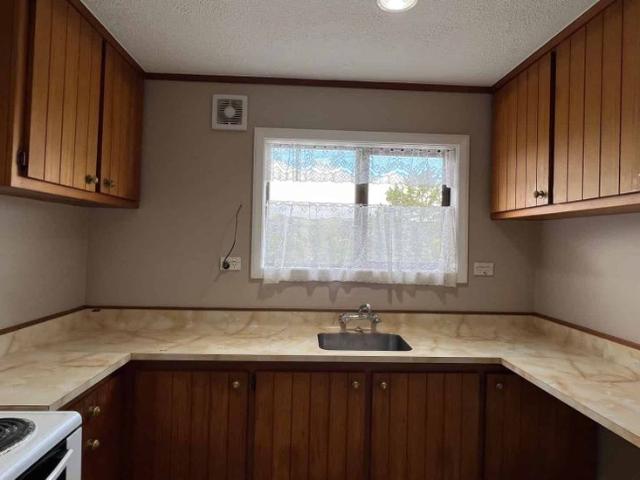 3 Bedrooms Belmont
