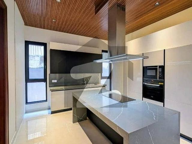 3 Bedrooms Brand New Apartment For Rent