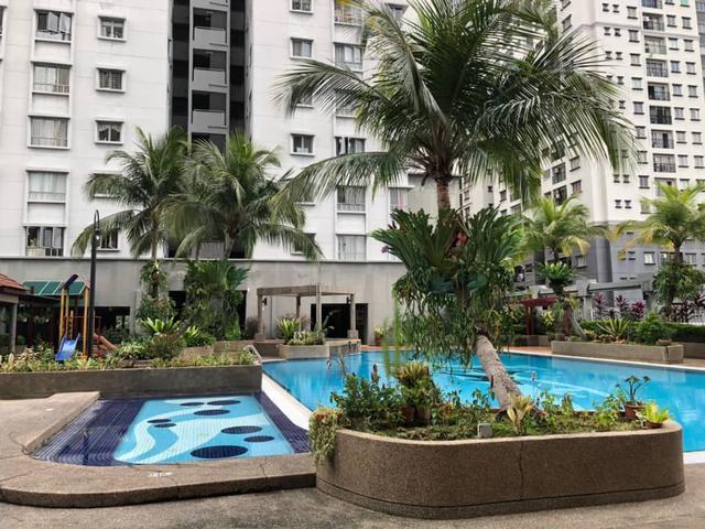 3 BEDROOMS CHEAPEST Casa Damansara Condo Damansara Intan FOR SALE