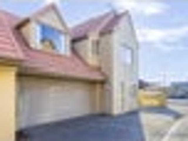 3 Bedrooms, Double Garage and in Top School Zones!