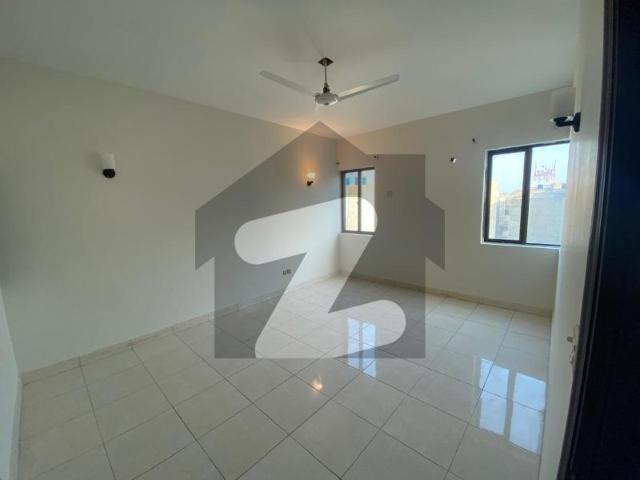 3 Bedrooms Full Floor Flat With Lift DHA Phase 6