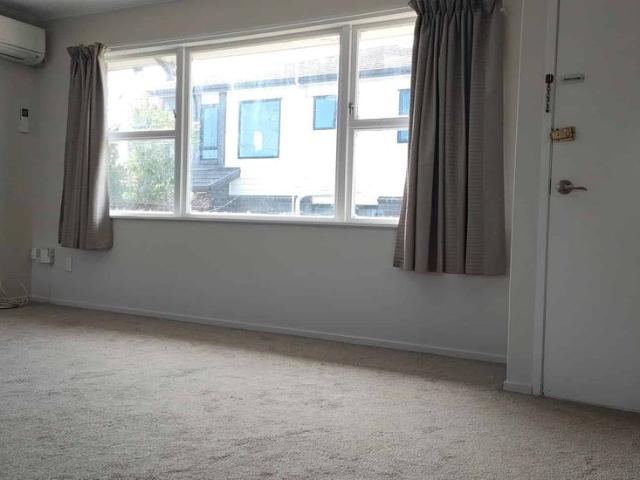3 bedrooms family home in Papatoetoe