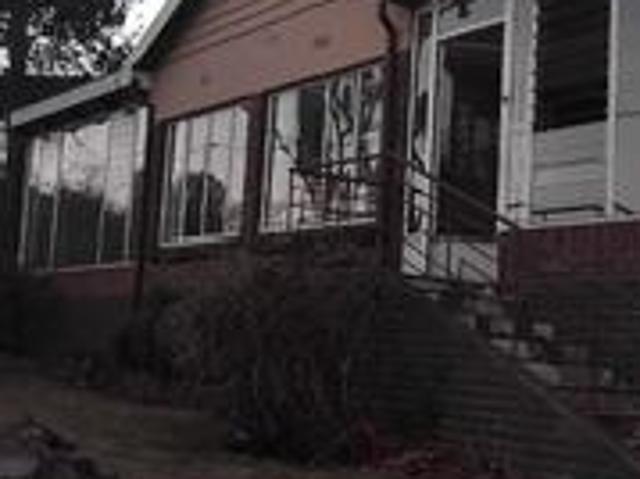 3 bedrooms family home to let in linmeyer