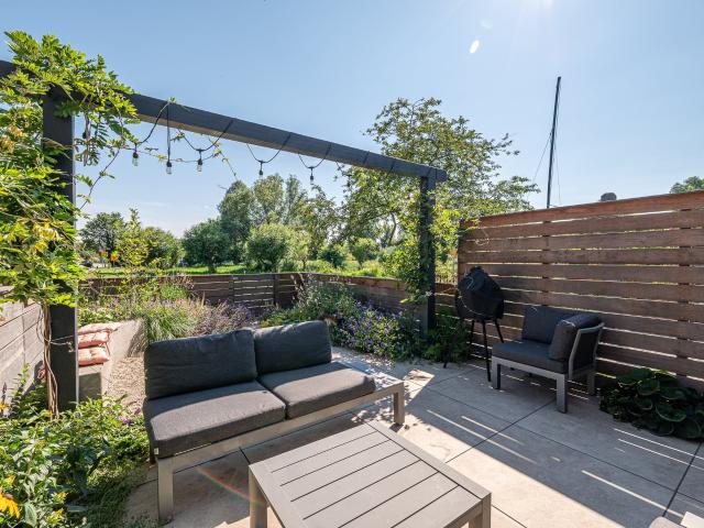 3 bedrooms Huurwoning Surface Area: 98m2