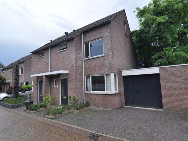 3 bedrooms House Surface Area: 131m2 Unfurnished Available from: 2026 06 02