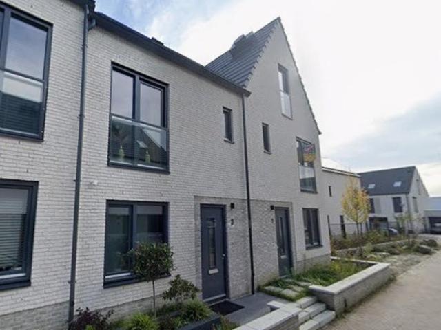 3 bedrooms House Surface Area: 132m2 Furnished Available from: 2026 08 02