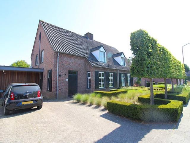 3 bedrooms House Surface Area: 202m2 Furnished Available from: 2026 08 12