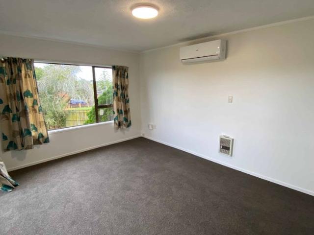 3 Bedrooms house, West Harbour