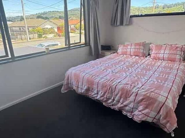 3 bedrooms house