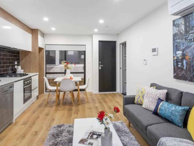 3 Bedrooms in Papatoetoe