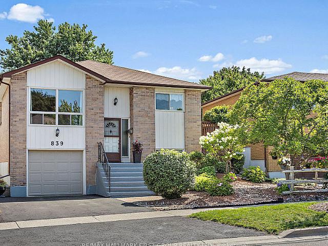 3 Bedrooms Rossland & Thornton