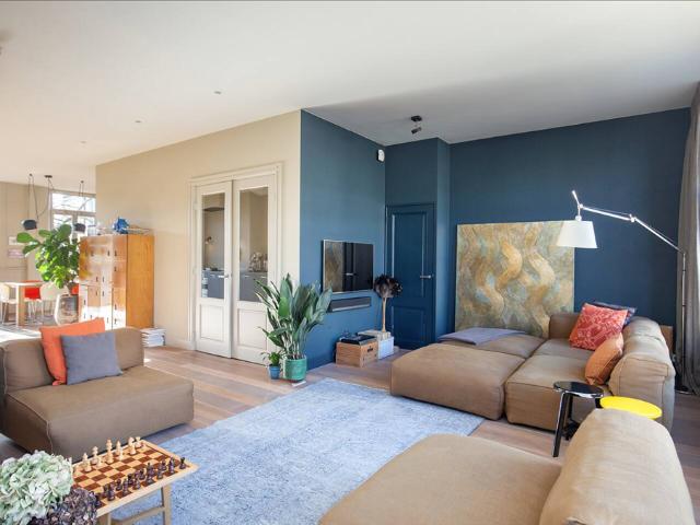 3 bedrooms Surface Area: 160m2 Furnished