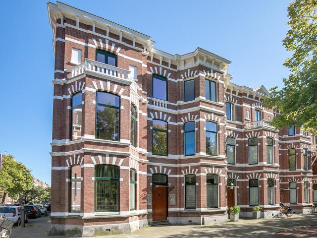 3 bedrooms Surface Area: 165m2