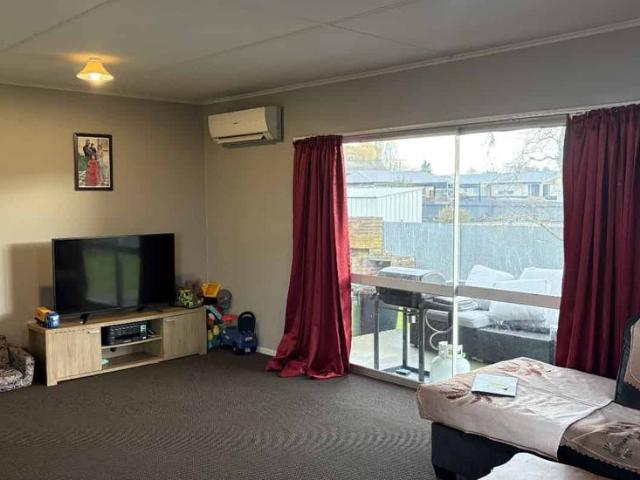 3 BEDROOMS TEMUKA