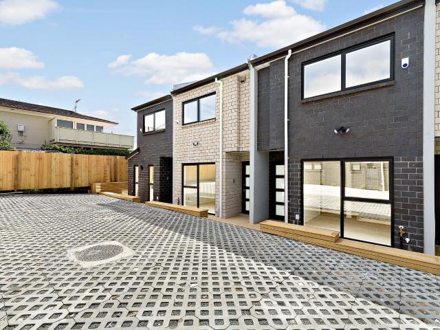 3 Bedrooms, Torbay