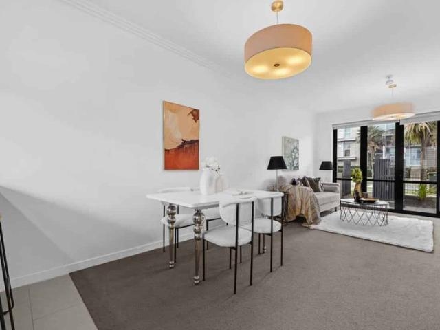 3 bedrooms townhouse in Flat Bush