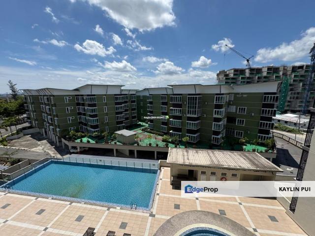 3 bedrooms unit opposite Airport, The Fifth Ryegates for sale