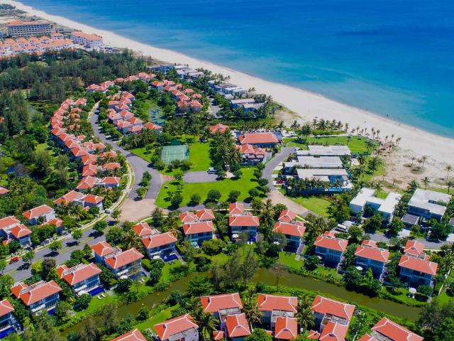 3 BEDROOMS VILLA FOR RENT IN THE OCEAN VILLA, DA NANG