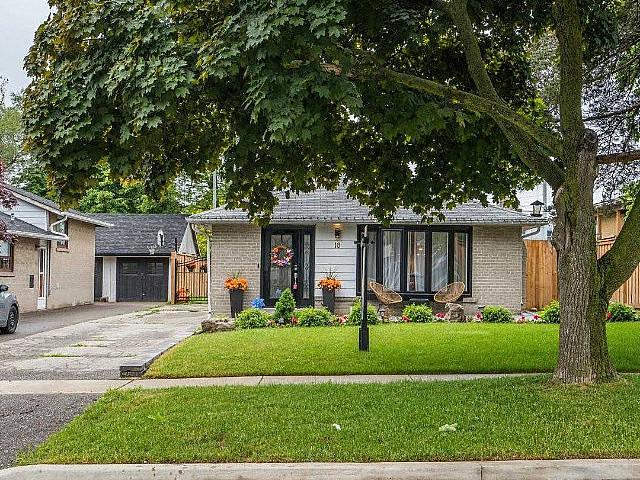 3 Bedrooms Woburn, Toronto