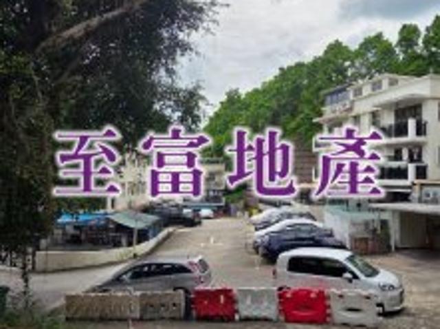 3 Bedrooms 1 Ensuite  2 Living & Dining Room  3 Bathrooms for rent