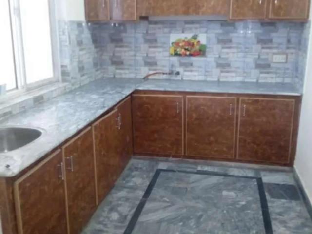 3 bedrooms 1 kitchen in good condition plz contact this num Wah ID 26853