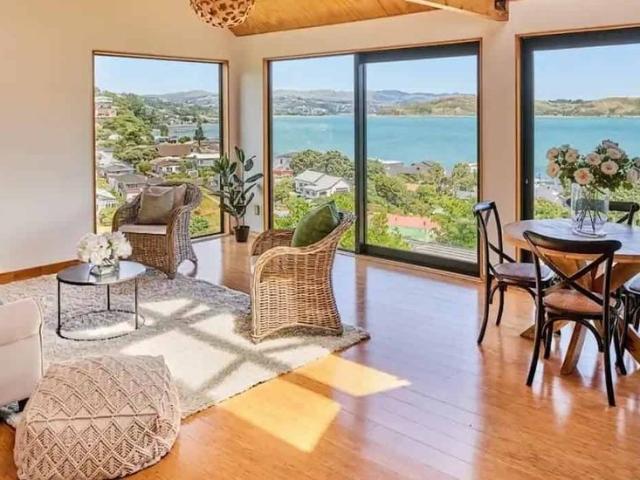 3 bedrooms, 2 bathrooms with Panoramic Views