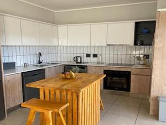 3 bedrooms, 2 bathrooms, 2 undercove.