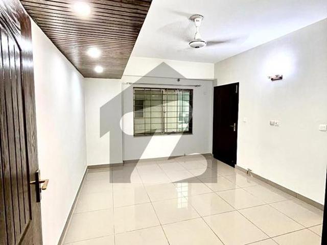 3 Beds apartment available for rent in Askari 10 Sector F