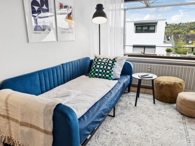 3 Beds | Balcony | City View – ZachaStay