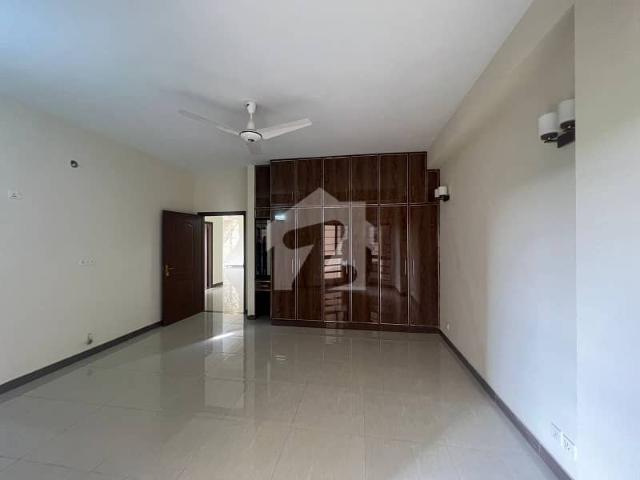 3 Beds Ground Floor Apartment Available For Sale In Askari Tower 3, DHA Phase 5 Islamabad