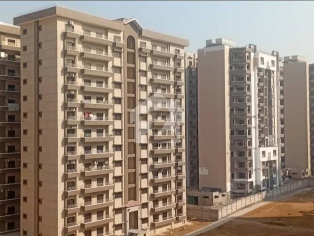3 Beds Luxury Apartment available for Rent in Askari Tower 4