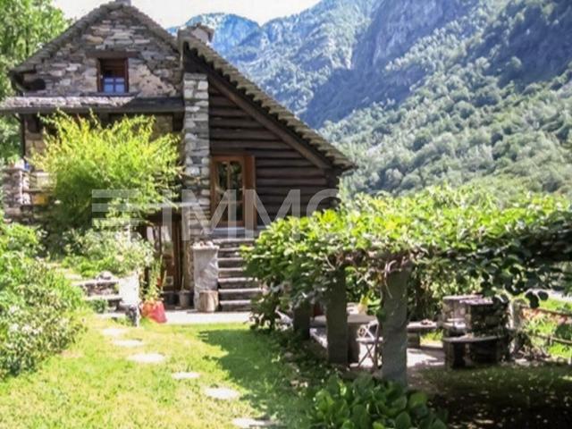 3 bellissimi rustici riattati reddito garantito | dreamo. Ch