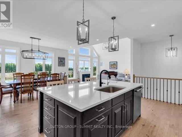 3 Best Court, Oro Medonte, ON, L0L 2L0 house for sale | Listing ID S12147 | Royal LePage