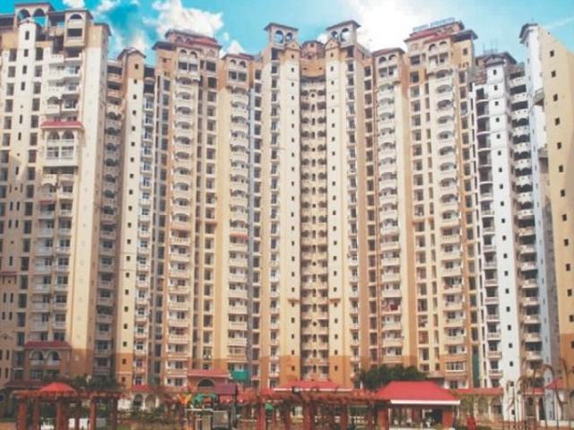 3 BHK 1850 Sq Ft Apartment In Amrapali Sapphire, Sector 45, Noida