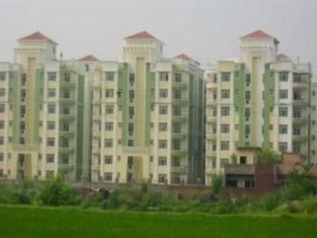 3 BHK 1895 Sq Ft Apartment In Pearls Nirmal Chhaya Towers, Zirakpur, Chandigarh