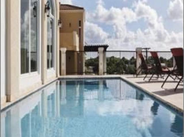 3 BHK 2015 Sq Ft Apartment In Emaar Palm Premier, Sector 77, Gurgaon