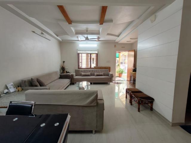 3 BHK Villa in Thaltej for resale Ahmedabad. The reference number is 20167456
