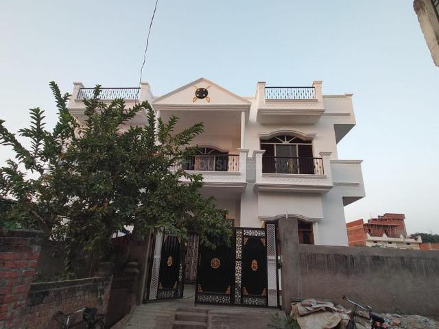 3 BHK Villa in Akatha for rent Varanasi. The reference number is 5709156