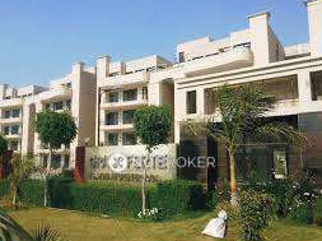 3 BHK Villa In Austonia Estate for Rent In Sigma Iv