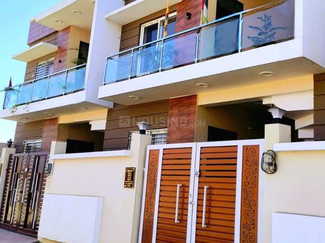 3 BHK Villa in Bijnor for resale Kanpur Road. The reference number is 17461601