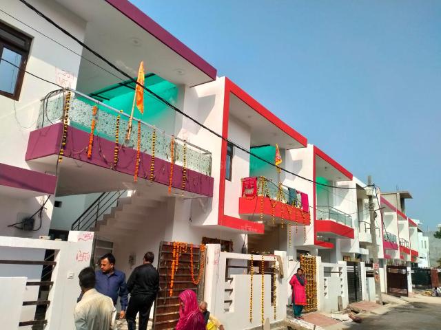 3 BHK Villa in Bijnor for resale Lucknow. The reference number is 14240232