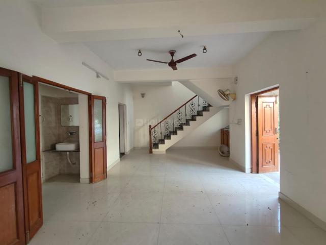 3 BHK Villa in Bodakdev for resale South West. The reference number is 16797666