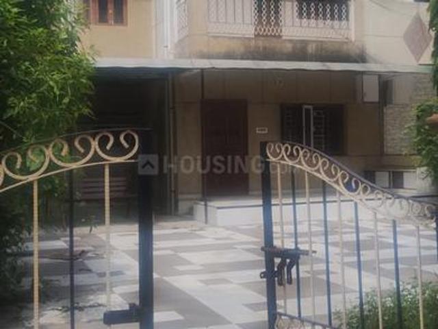 3 BHK Villa in Chandkheda for rent Ahmedabad. The reference number is 20472952
