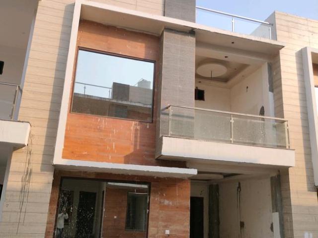3 BHK Villa in Chipiyana Buzurg for resale Ghaziabad. The reference number is 16914997
