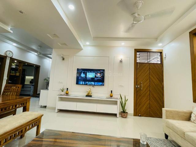 3 BHK Villa in Crossings Republik for resale Ghaziabad. The reference number is 12397471