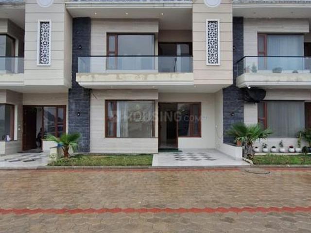 3 BHK Villa in Dayalpura for resale Mohali. The reference number is 17077412