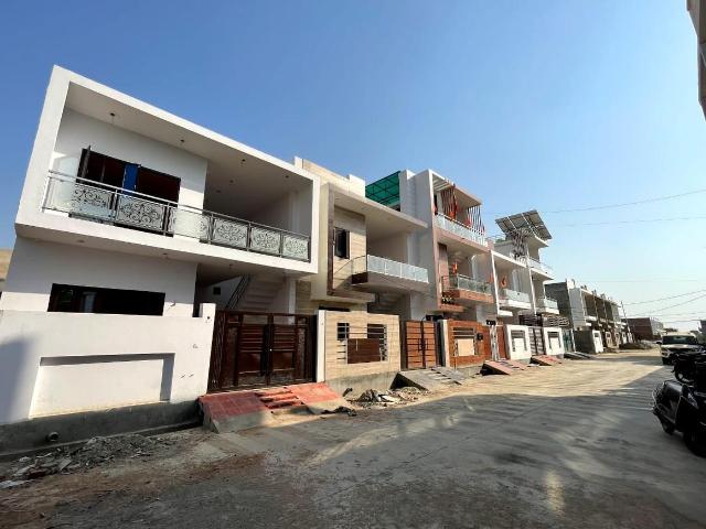 3 BHK Villa in Ekta Nagar for resale Lucknow. The reference number is 16201653
